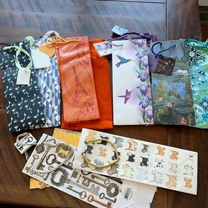 11 Wine  Bottle Gift bags